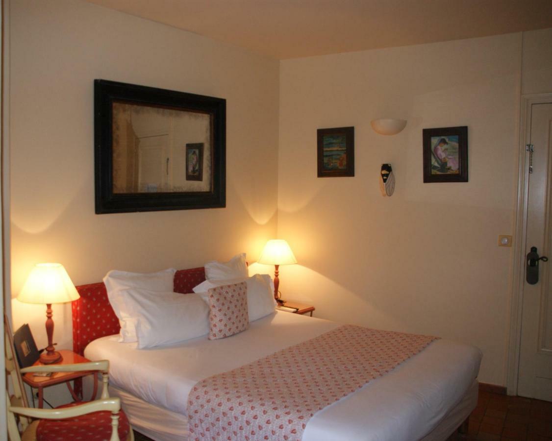 Auberge Des Glycines Porquerolles Exterior photo